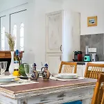 Pilali Villa