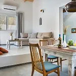 Pilali Villa *