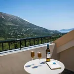 Pilali Villa *